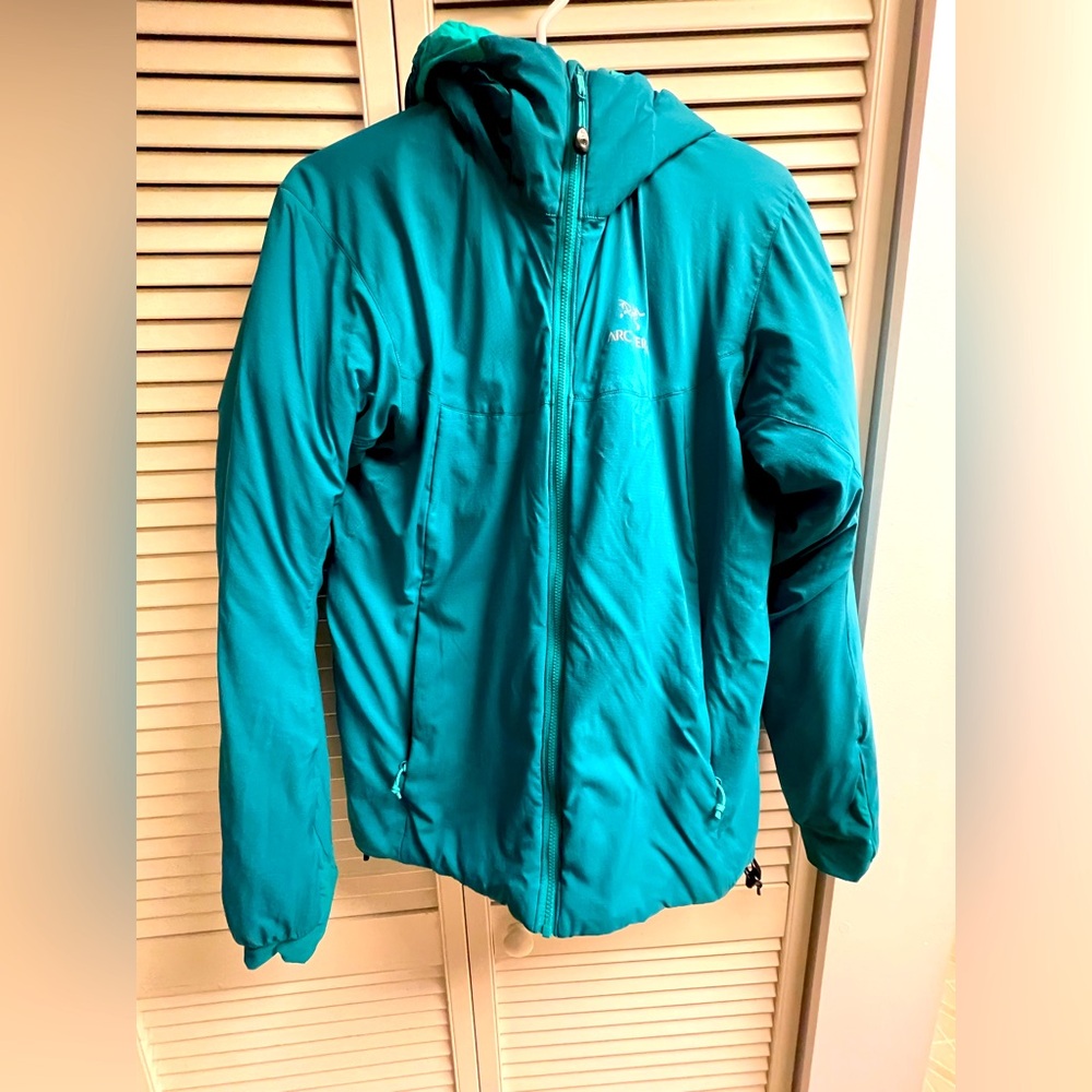 Womens Arc’teryx Insulated Hooded Atom Puffer Jacket  Teal Size Large
